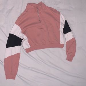 pink colorblock H&M cropped sweater
